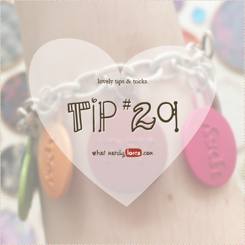 Lovely Tip #29: Zipper Pulls as Jewelry Charms (Ipsy Glam Bag Hack #2) via www.whatmandyloves.com